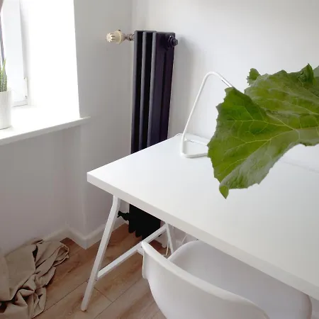 Lägenhet Scandinavian Style 3 Bedrooms, Great Location *